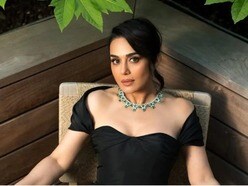এই ৫ ছবিতে সিঙ্গল মাদারের চরিত্রে অভিনয় করেন প্রীতি 