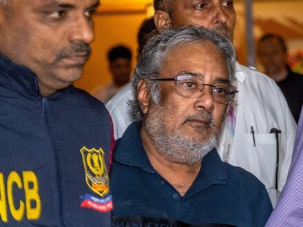 বহু বছর গা ঢাকা দিলেও একটি পার্সেল ডেলিভারিই ‘কাল’ ডেকে আনে দাউদ ঘনিষ্ঠ সলিমের!