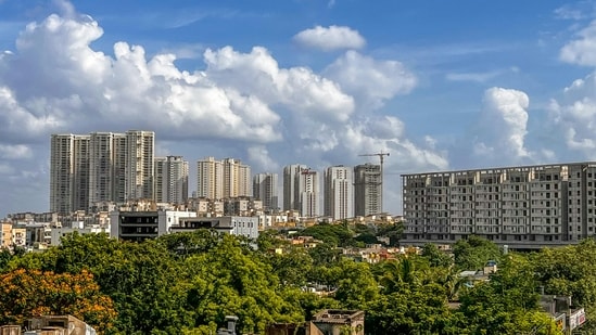 A Bengaluru-based software engineer earning ₹2.45 lakh a month has sparked an online debate after purchasing a ₹1.4 crore first home, with opinions split on whether the decision is financially sound or a case of over-leveraging. (Photo for representational purposes only) (Pexels )