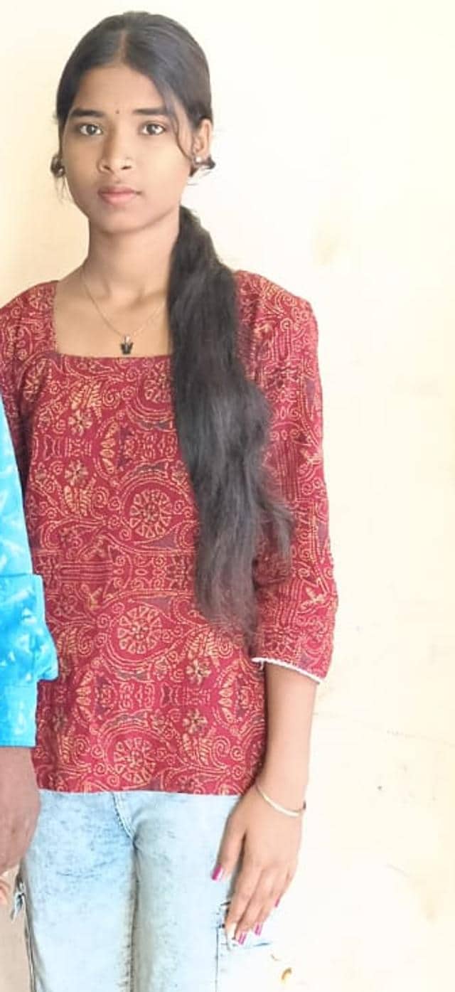 Dipali Mane, daughter of sanitary worker, scored 85.67%. (HT) Dipali Mane, daughter of sanitary worker, scored 85.67%. (HT)