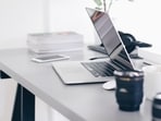 A Noida corporate employee opened up about the exhausting reality of living alone and working a 9 to 6 job.

