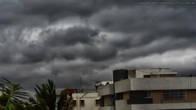 తెలుగు రాష్ట్రాల్లో భిన్న వాతావరణం తెలుగు రాష్ట్రాల్లో భిన్న వాతావరణం