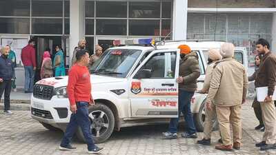Shamsher Singh (in orange turban) and his wife, Preetpal Kaur, both residents of Muktsar, were arrested in Amritsar on January 26 this year. Preetpal was granted bail in March. (HT)