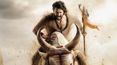 Varanasi Movie: మహేష్ బాబు, రాజమౌళి వారణాసి సినిమాకు నీటి కష్టాలు.. నీళ్లు ఇవ్వలేమన్న జలమండలి.. షూటింగ్ ఆలస్యం Varanasi Movie: మహేష్ బాబు, రాజమౌళి వారణాసి సినిమాకు నీటి కష్టాలు.. నీళ్లు ఇవ్వలేమన్న జలమండలి.. షూటింగ్ ఆలస్యం