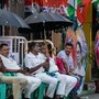 ভোটগণনার আগেরদিন কলকাতার দৃশ্য। (ছবি সৌজন্যে পিটিআই)
