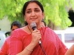 Sunetra Pawar crosses 1 lakh votes.