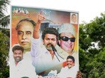 టీవీకే అధినేత విజయ్ పోస్టర్ తో పార్టీ కార్యకర్తలు(PTI)