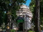 The court was hearing a petition filed by Delhi resident Rajeev Suri, seeking protection of the Gumti of Shaikh Ali (above) in Defence Colony. (HT Archive)
