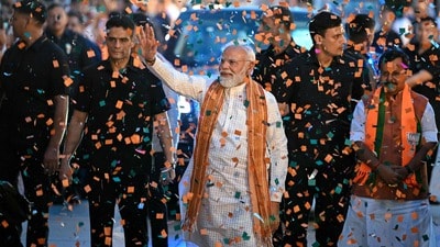পরনে ধুতি-পাঞ্জাবি, মোদী বললেন বাংলায় ‘আয়ুষ্মান ভারত লাগু’,অনুপ্রবেশ নিয়েও এবার…. (Photo by Sajjad HUSSAIN / AFP) (AFP) পরনে ধুতি-পাঞ্জাবি, মোদী বললেন বাংলায় ‘আয়ুষ্মান ভারত লাগু’,অনুপ্রবেশ নিয়েও এবার…. (Photo by Sajjad HUSSAIN / AFP) (AFP)