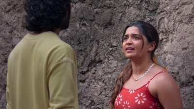 ఓటీటీలోకి సైన్స్ ఫిక్షన్ కామెడీ డ్రామా- ప్రేమకు గ్యారెంటీ కార్డు, భీమా- 240 దేశాల్లో, 5 భాషల్లో స్ట్రీమింగ్! ఓటీటీలోకి సైన్స్ ఫిక్షన్ కామెడీ డ్రామా- ప్రేమకు గ్యారెంటీ కార్డు, భీమా- 240 దేశాల్లో, 5 భాషల్లో స్ట్రీమింగ్!