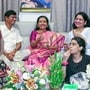టీవీకే అధ్యక్షుడు విజయ్ తల్లిదండ్రులు, ఇతర కుటుంబ సభ్యుల ఆనందోత్సాహాలు