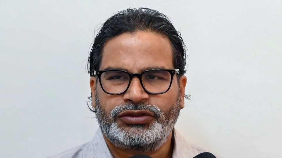 'বিজয়' রথের নেপথ্যে প্রখ্যাত ভোটকুশলীর ‘ভবিষ্যদ্বাণী’? (PTI)