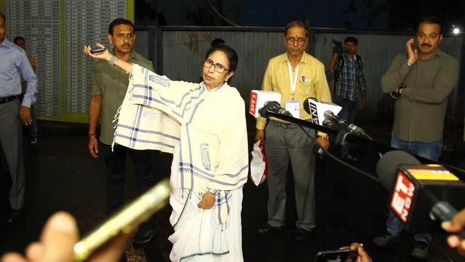১০০-র বেশি আসনে লুট করেছে বিজেপি, বিস্ফোরক দাবি মমতা বন্দ্যোপাধ্যায়ের। (ফাইল ছবি, সৌজন্যে পিটিআই)