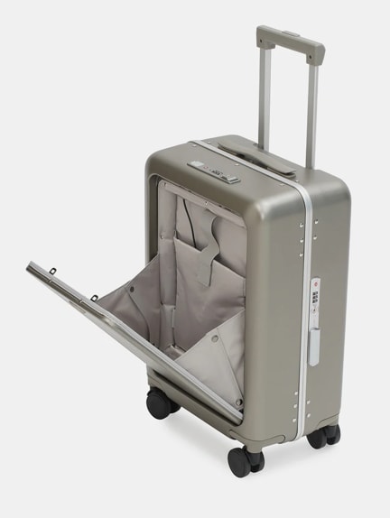 Swiss Military Bristol trolley luggage (Swiss Military Bristol) Swiss Military Bristol trolley luggage (Swiss Military Bristol)