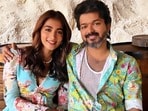 విజయ్ తో పూజ హెగ్డే(x/hegdepooja)
