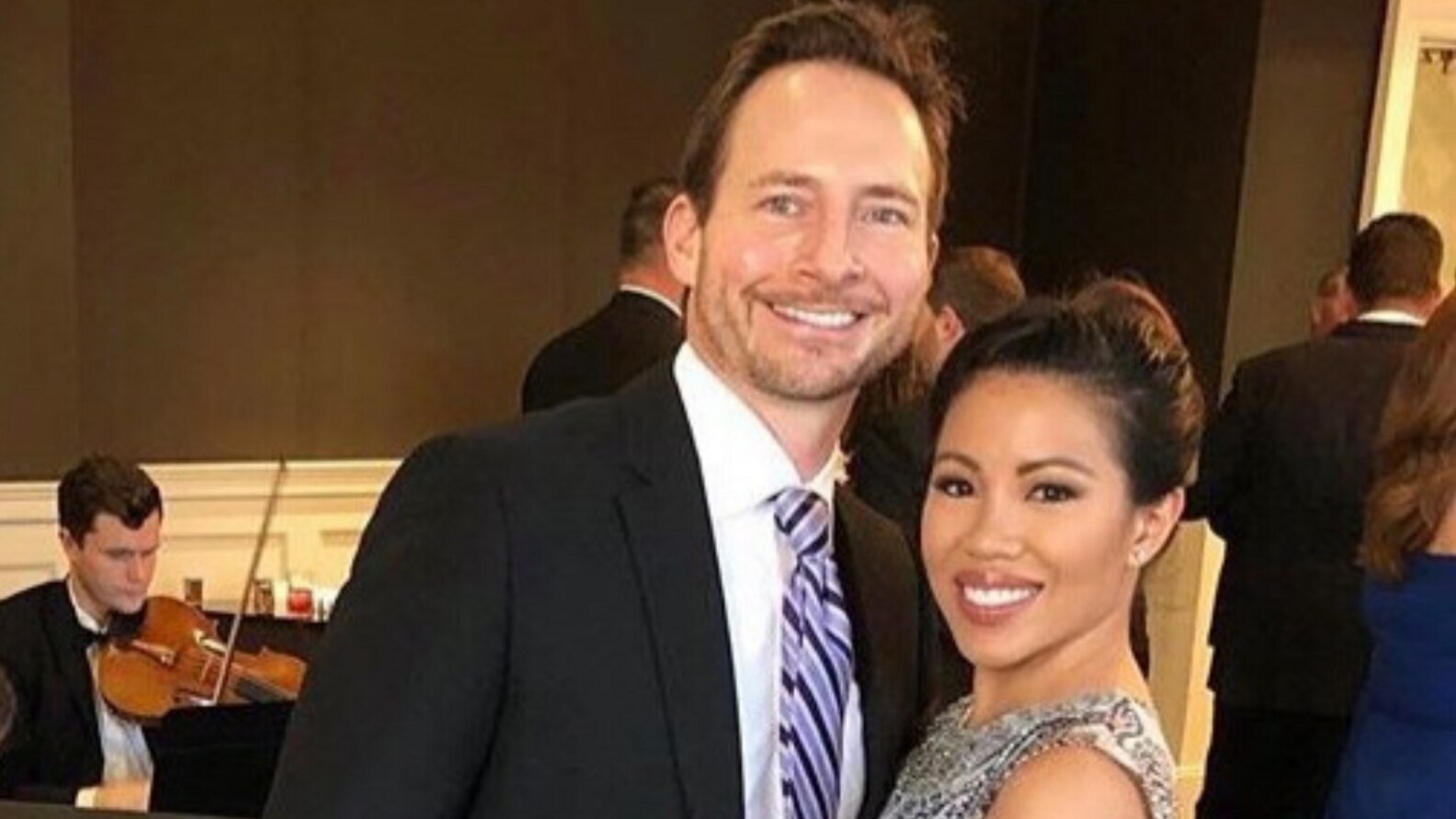 Who are Matthew Mitchell and his wife, Thy? Traveler's Table owners dead in  chilling River Oaks murder-suicide | Hindustan Times