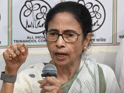 মমতা বন্দ্যোপাধ্যায়ের যাবতীয় অভিযোগ উড়িয়ে দিল নির্বাচন কমিশন। (ছবি সৌজন্য, সমীর জানা/হিন্দুস্তান টাইমস)