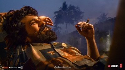 పెద్ది పోస్టర్ లో రామ్ చరణ్ (x/MythriOfficial) పెద్ది పోస్టర్ లో రామ్ చరణ్ (x/MythriOfficial)