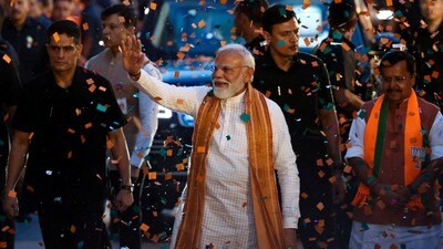 বাংলার পালাবদল নজর কাড়ল বিশ্বের (REUTERS)