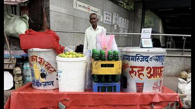 Rajesh has been selling cooling drinks on Delhi’s streets for nearly 30 years. (HT)