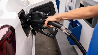 Gas prices in Michigan, Indiana, Ohio, Illinois and Wisconsin are expected to fall by 20 to 40%. (Bloomberg) Gas prices in Michigan, Indiana, Ohio, Illinois and Wisconsin are expected to fall by 20 to 40%. (Bloomberg)