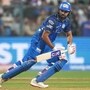 ముంబై ఇండియన్స్​ ఓపెనర్​ రోహిత్​ శర్మ..