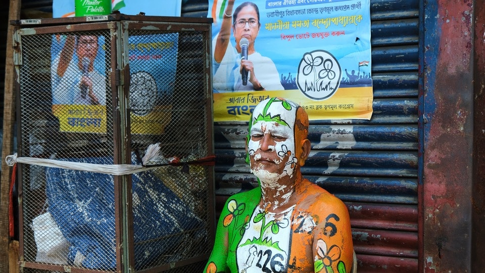 নির্বাচন কমিশনের ওয়েবসাইট অনুযায়ী, রাজারহাট-নিউটাউন আসনে শেষ রাউন্ডের গণনা এখনও হয়নি। (AP)
