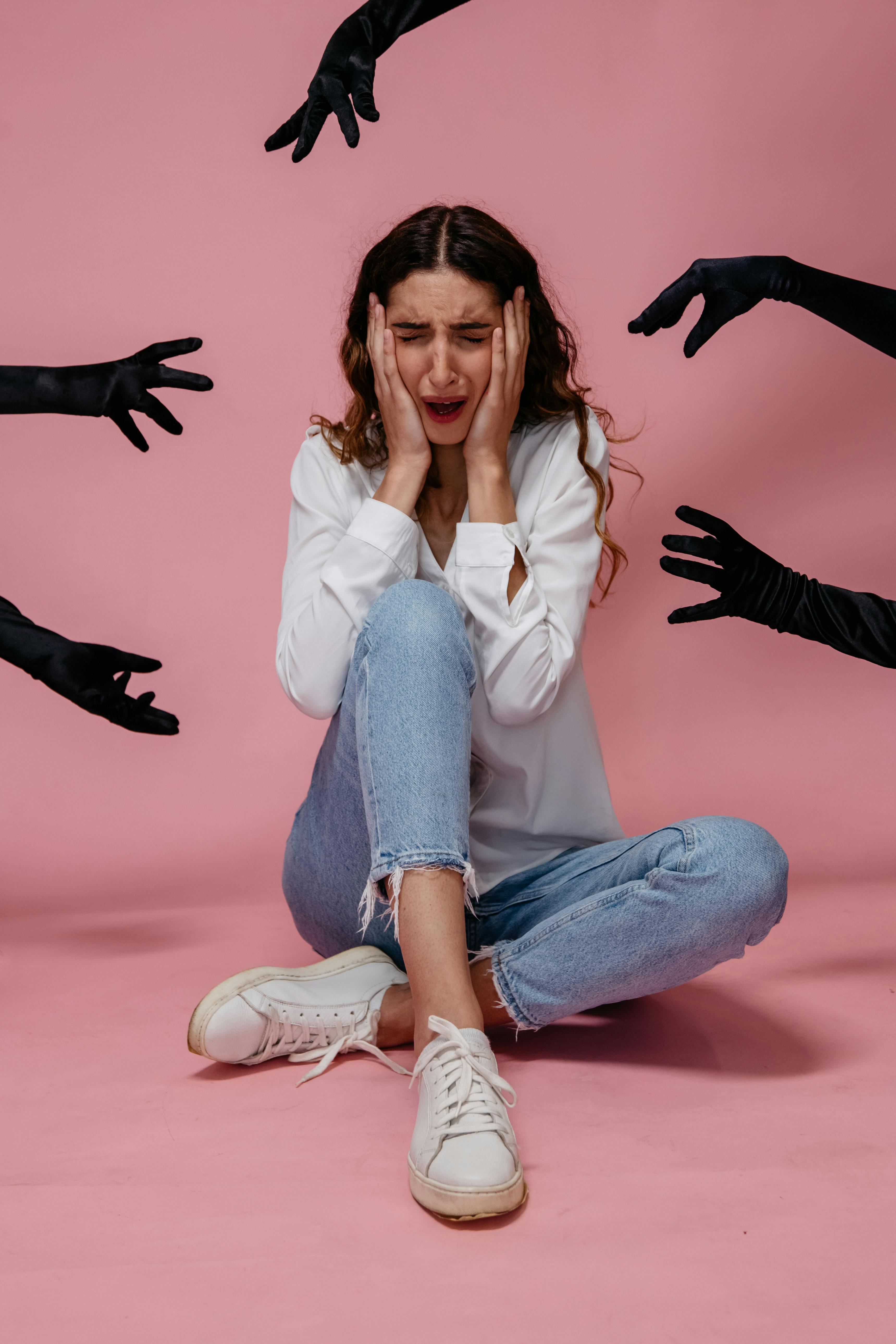 Anxiety triggers the sympathetic system, which in turn, triggers the release of a cocktail of stress-related hormones like adrenaline and cortisol. (Pexel) Anxiety triggers the sympathetic system, which in turn, triggers the release of a cocktail of stress-related hormones like adrenaline and cortisol. (Pexel)