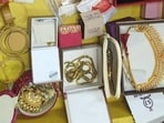 ED seizes gold, US dollars worth over  <span class='webrupee'>₹</span>1 cr from Ashok Kharat’s bank locker