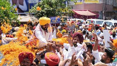 Punjab chief minister Bhagwant Mann during the Shukrana Yatra in Anandpur Sahib on Wednesday. (HT Photo) Punjab chief minister Bhagwant Mann during the Shukrana Yatra in Anandpur Sahib on Wednesday. (HT Photo)