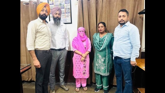 Sukhjeet Kaur, block development panchayat officer of Maloud block, in vigilance bureau custody on Wednesday. (HT PHOTO)