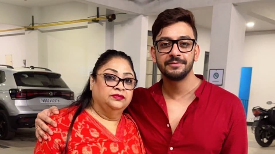 পিয়ার সঙ্গে ‘বন্ধু’ শতদীপের করা ব্যবহারে হতাশা প্রকাশ বনির