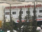Run by the Pimpri-Chinchwad Municipal Corporation (PCMC), the PGI-YCMH provides several orthopaedic procedures including hip and knee replacements under the Mahatma Jyotiba Phule Jan Arogya Yojana (MJPJAY). (HT FILE)