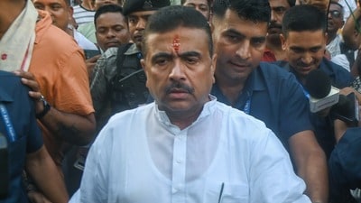 চন্দ্রনাথের খুন নিয়ে কী বললেন শুভেন্দু? (Saikat Paul) চন্দ্রনাথের খুন নিয়ে কী বললেন শুভেন্দু? (Saikat Paul)