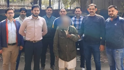 Delhi Police filed a 550-page charge sheet against self-styled tantrik Kamruddin Baba in an alleged poisoning and robbery case. Delhi Police filed a 550-page charge sheet against self-styled tantrik Kamruddin Baba in an alleged poisoning and robbery case.