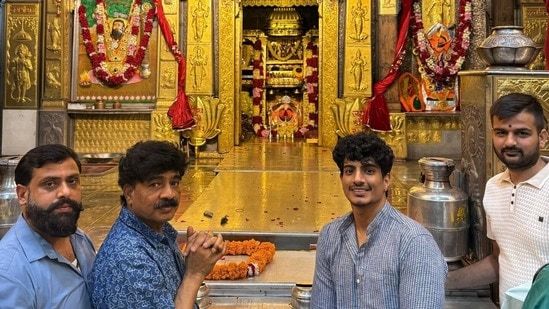కుల వివక్ష ఆరోపణలు- దేవాలయాల బాట పట్టిన స్మృతి మంధాన మాజీ లవర్ పలాష్ ముచ్చల్- ఎక్కడ తల వంచానో అంటూ!