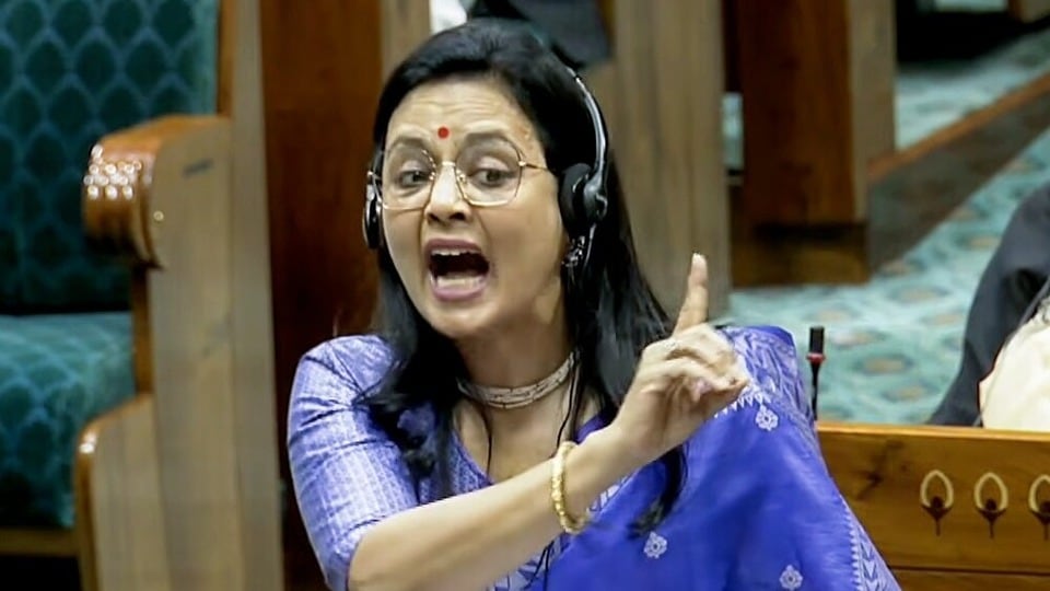 মহুয়া মৈত্র। (ফাইল ছবি, সৌজন্যে সংসদ টিভি)