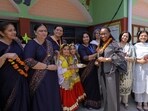 Representatives from Tanzania, Nigeria, Nepal, South Africa, Kenya, Rwanda, Ghana, the United Kingdom and Ireland visited eight government primary schools in Jhajjar, Gurugram, Rohtak and Sonepat. (HT)