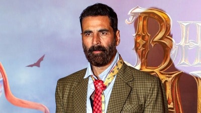 లైట్ల వెలుతురుకు దూరంగా హీరో అక్షయ్ కుమార్- కొన్నాళ్లపాటు షూటింగ్లకు బ్రేక్- నాగార్జున, ఎన్టీఆర్ తరహాలో! (PTI) లైట్ల వెలుతురుకు దూరంగా హీరో అక్షయ్ కుమార్- కొన్నాళ్లపాటు షూటింగ్లకు బ్రేక్- నాగార్జున, ఎన్టీఆర్ తరహాలో! (PTI)