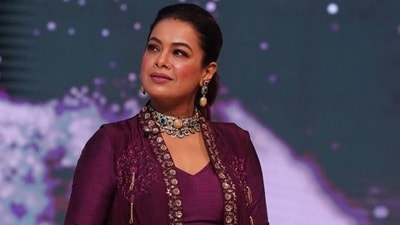 বিজেপি-র শপথ গ্রহণ অনুষ্ঠানে গান গাইবেন ইমন? বিজেপি-র শপথ গ্রহণ অনুষ্ঠানে গান গাইবেন ইমন?