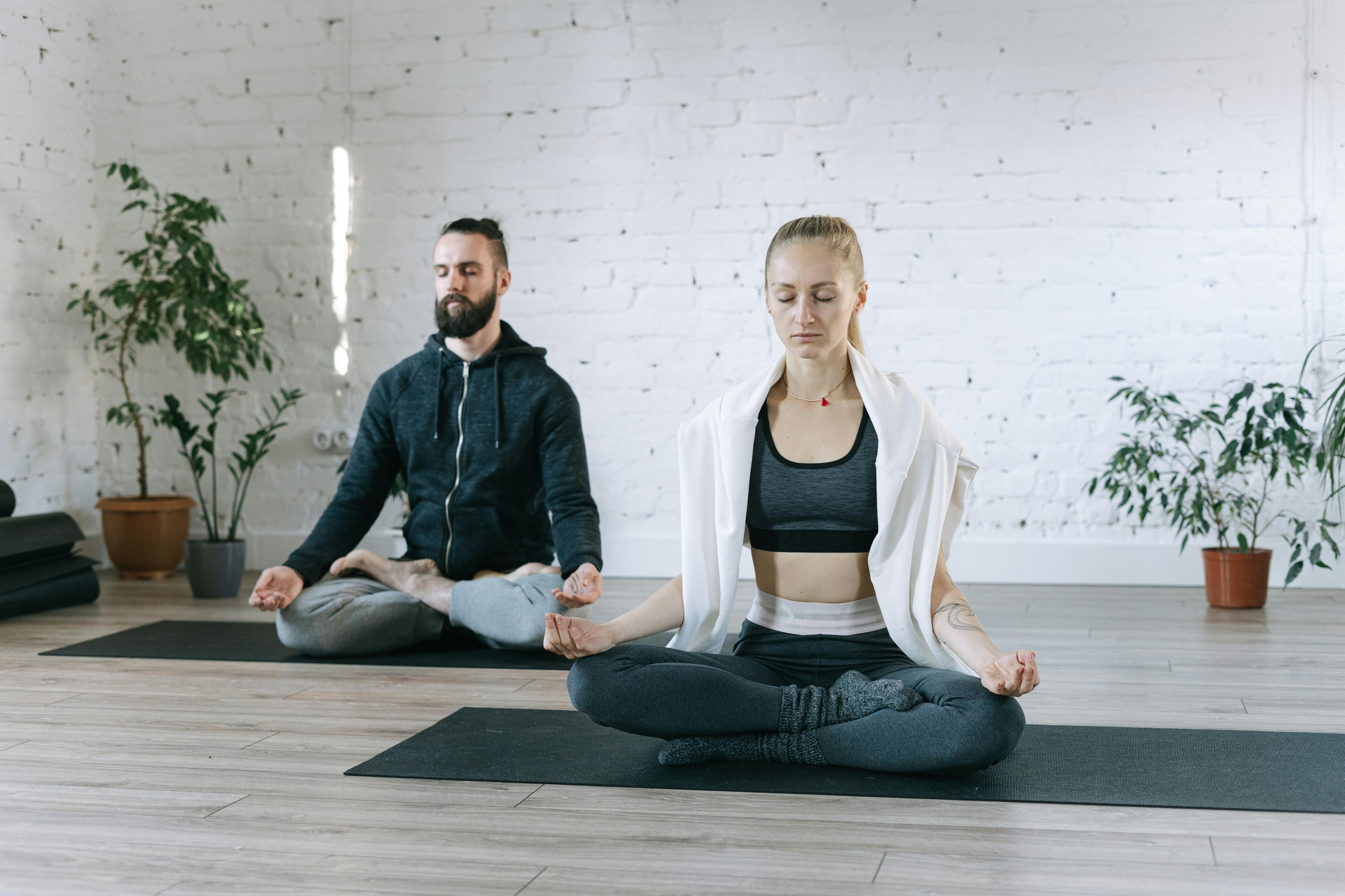 This simple act of centering prevents the "scattering" of energy that leads to burnout. (Pexel)