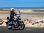 రాయల్​ ఎన్​ఫీల్డ్​ బైక్..