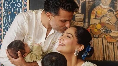 বায়ুর সঙ্গে রয়েছে মিল, ছোট ছেলের নাম প্রকাশ্যে আনলেন সোনম