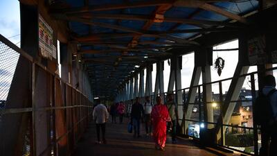 Mumbai: Dharavi - Mahim Skywalk Story photo, at Dharavi, in Mumbai on Thursday, 17 May 2023. (Photo by Bhushan Koyande) Mumbai: Dharavi - Mahim Skywalk Story photo, at Dharavi, in Mumbai on Thursday, 17 May 2023. (Photo by Bhushan Koyande)