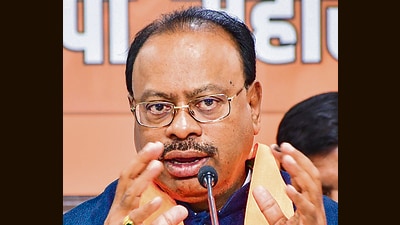 Patole had claimed that he would soon share the names of these ministers with chief minister Devendra Fadnavis. (HT) Patole had claimed that he would soon share the names of these ministers with chief minister Devendra Fadnavis. (HT)
