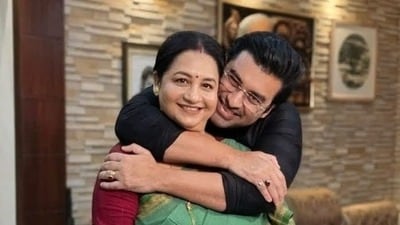 মাতৃদিবসে মাকে কোন কথা বললেন অঙ্কুশ?