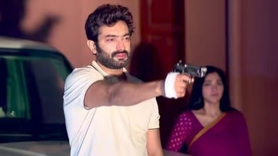 আর্যর সামনে রাজনন্দিনীর খুনি, কে সেই আপনজন?