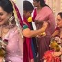 মেয়ে পুতুল সঙ্গে নিয়ে সাধ খেলেন পূজা
