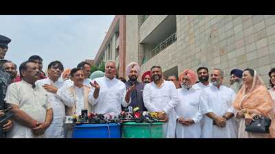 BJP’s Punjab president Sunil Jakhar addressing mediapersons in Mohali on Tuesday. (HT Photo) BJP’s Punjab president Sunil Jakhar addressing mediapersons in Mohali on Tuesday. (HT Photo)