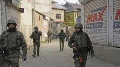 Troops swiftly responded and foiled the infiltration bid, ensuring no breach of the LoC, the army said, adding that one intruder has been neutralised. (File)